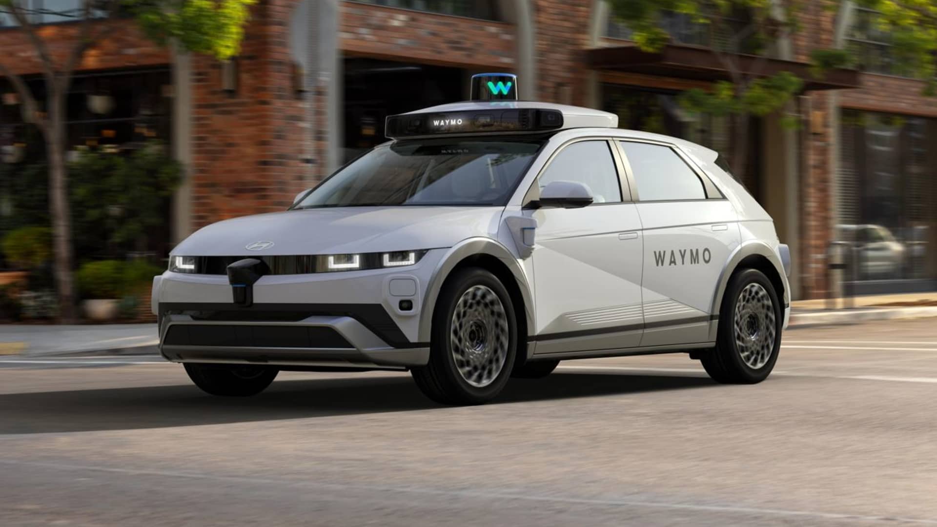 Waymo to add Hyundai electric vehicles to its robotaxi fleet in new multi-year deal