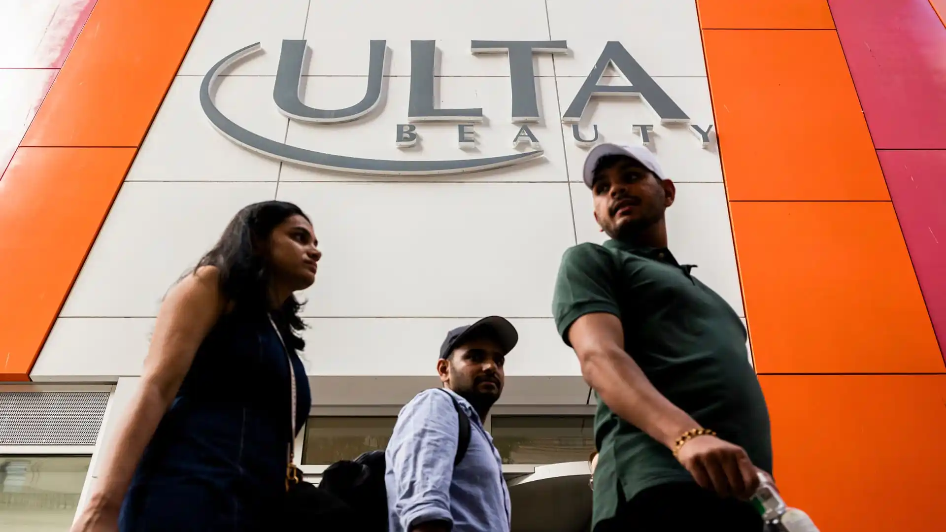 Ulta Beauty shares fall as company sees ‘headwinds’ in beauty industry